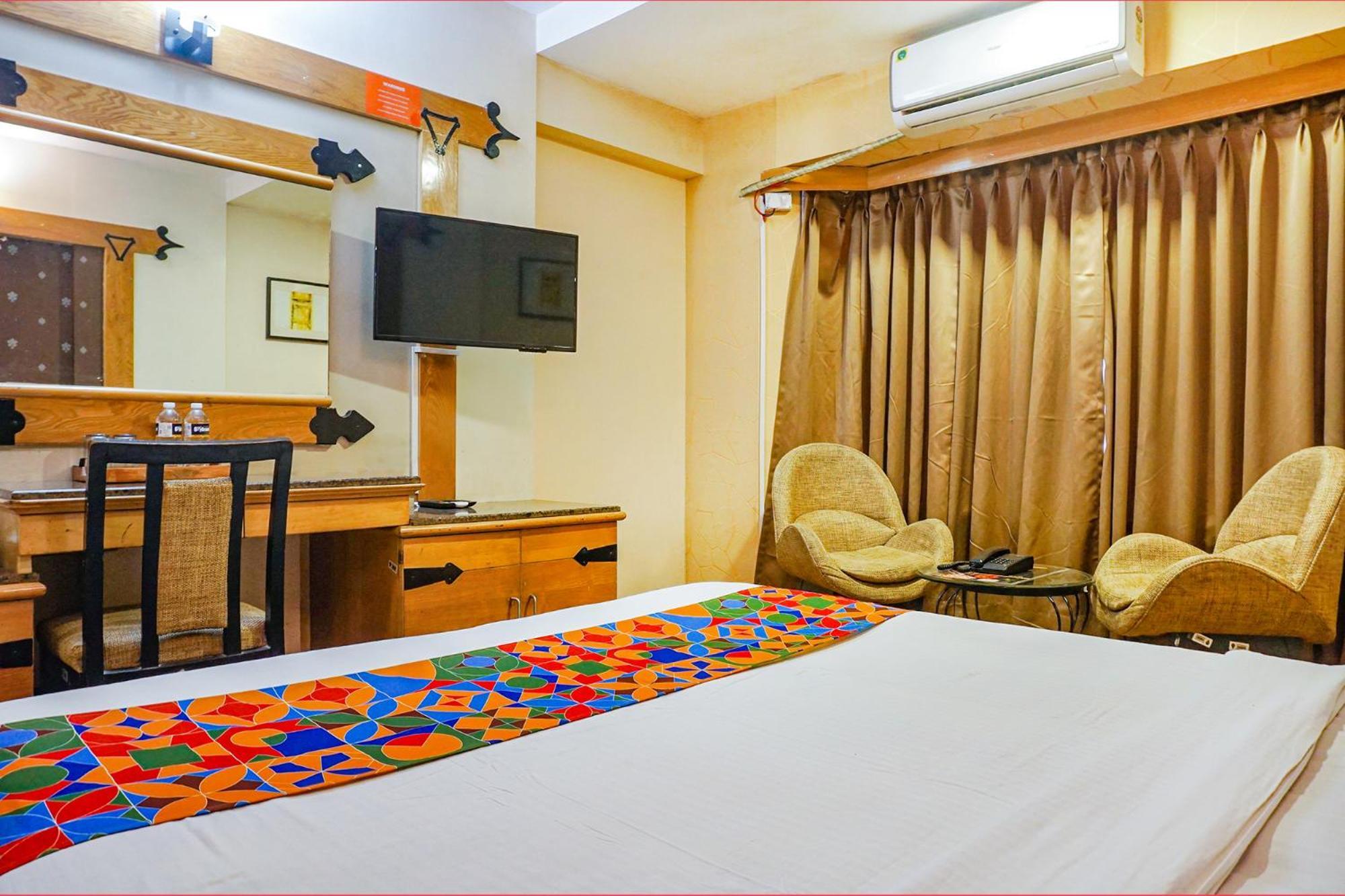 Fabhotel Prime Deccan 8 Pune Eksteriør billede