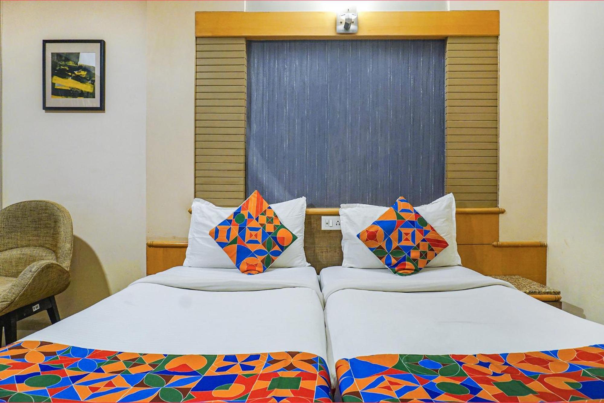 Fabhotel Prime Deccan 8 Pune Eksteriør billede